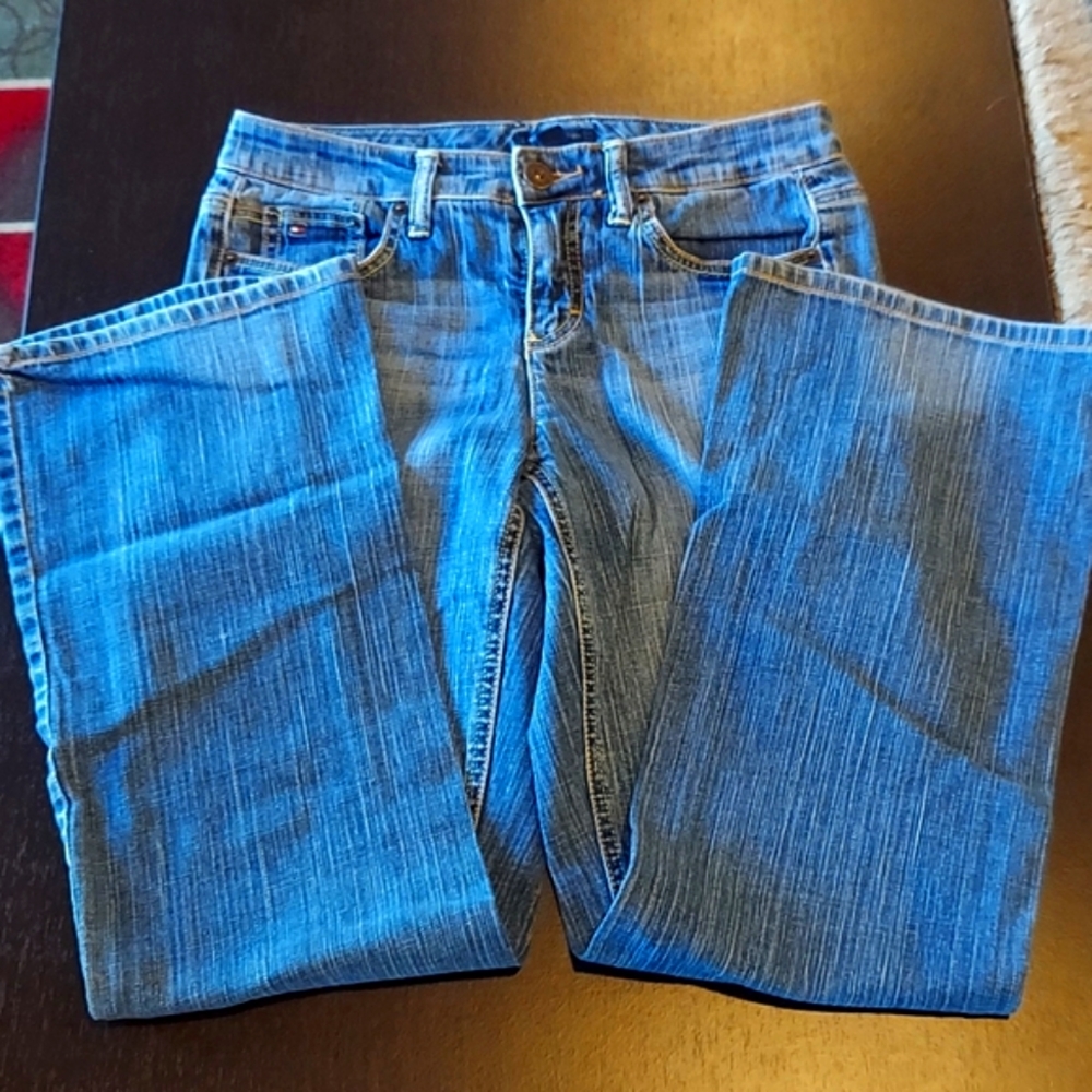 Tommy Hilfiger American Hope Classic Rise Bootcut Jeans Size 2x30